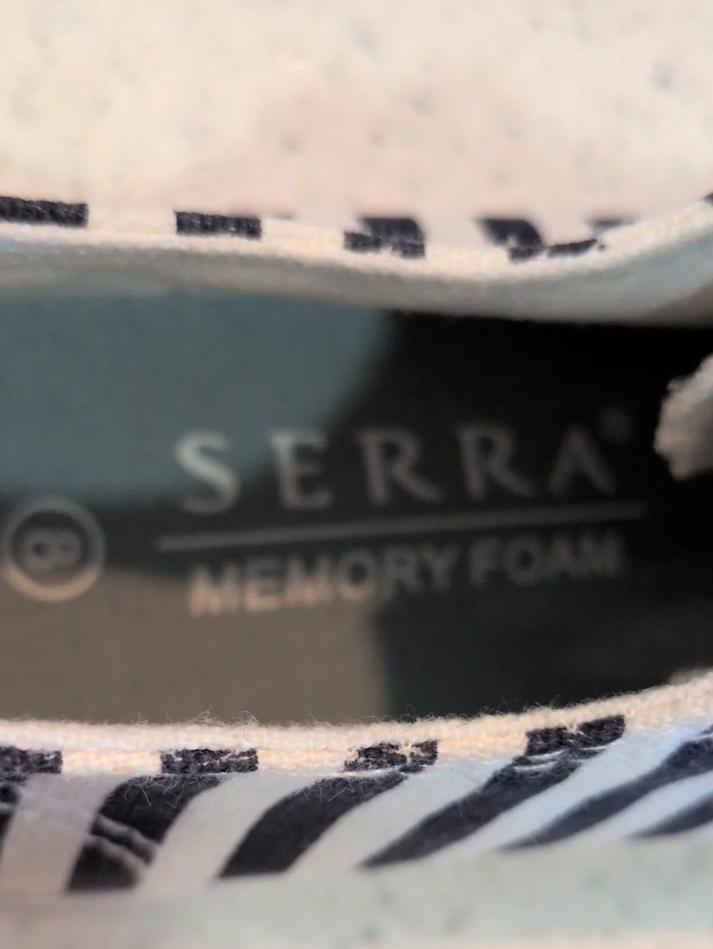 SERRA Memory Foam Striped Canvas Lace Sneakers - Navy & White Size 8 Woman's New